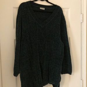 Emerald green sweater